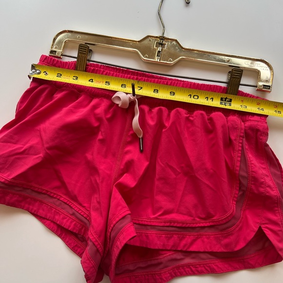 Lululemon Make a Move Short in Pink (Size 8) - Picture 6 of 9